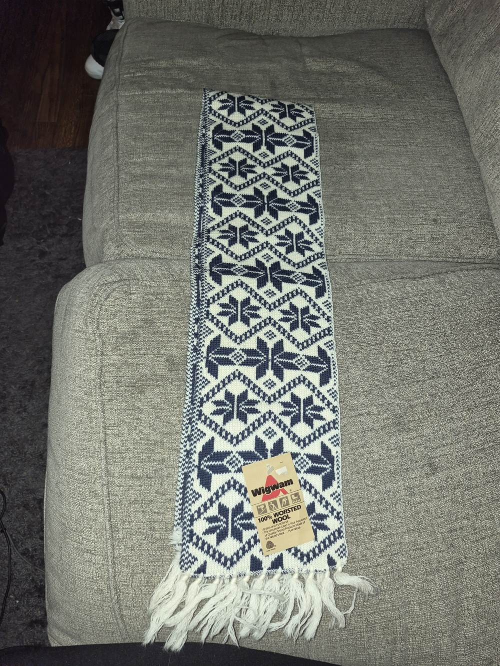 Wigwam Geometric Wool Scarf in Blue & White NWT